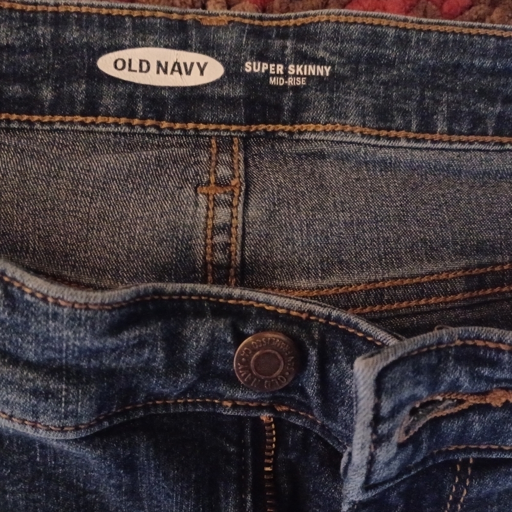 Old Navy Super Skinny Mid Rise Denim Jeans - Picture 3 of 4